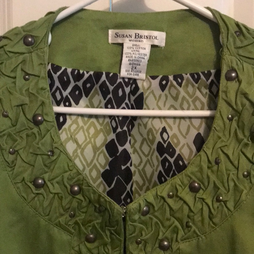 Jacket - Picture 2 of 4